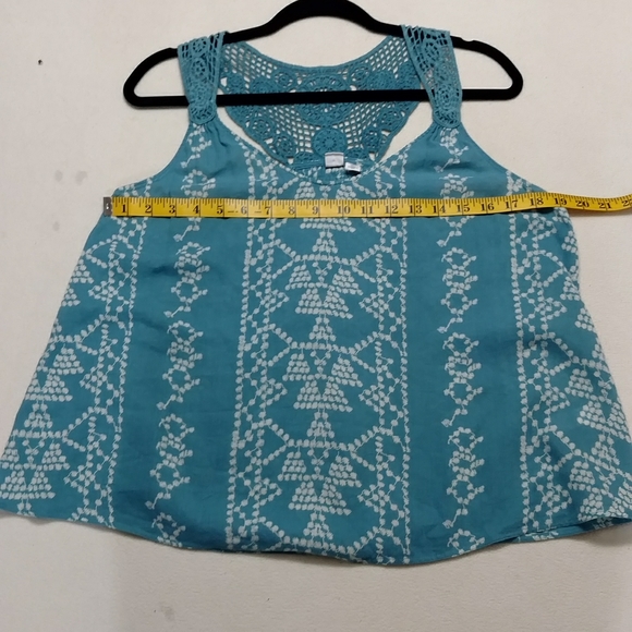 Melrose and Market Casual Tank with Crochet Back - Picture 6 of 7